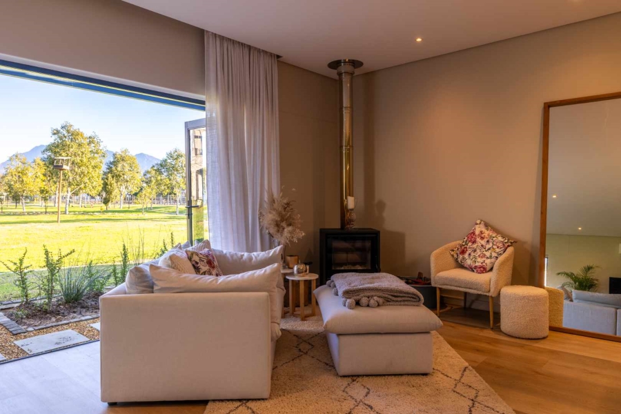 To Let 3 Bedroom Property for Rent in Val De Vie Estate Western Cape